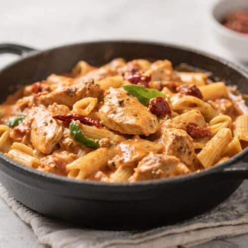 One Pot Creamy Cajun Chicken Pasta