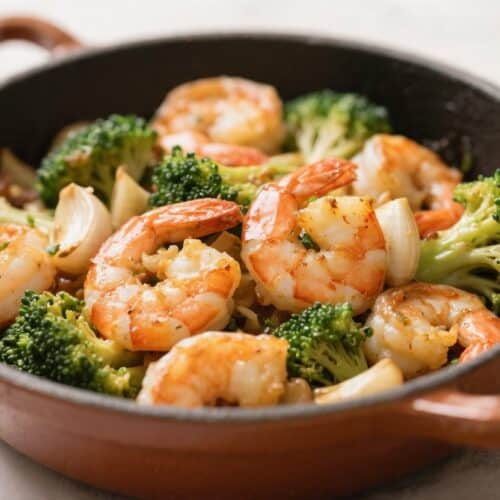 One Pot Garlic Shrimp and Broccoli